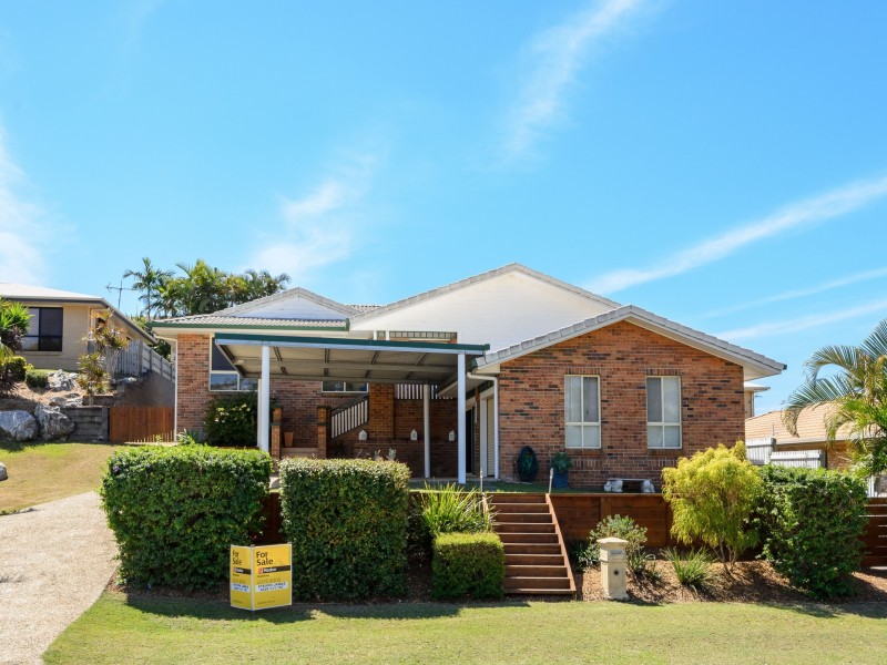 18 Barrine Close, Clinton QLD 4680