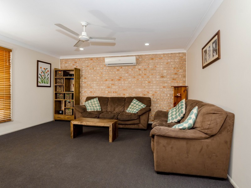 18 Barrine Close, Clinton QLD 4680