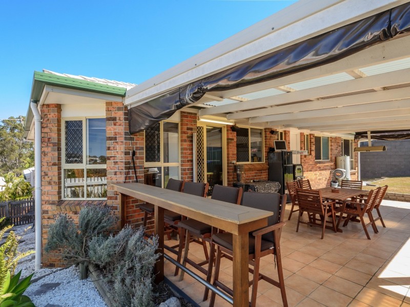 18 Barrine Close, Clinton QLD 4680