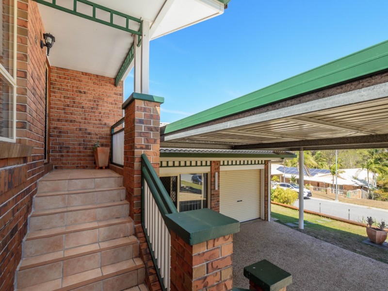 18 Barrine Close, Clinton QLD 4680