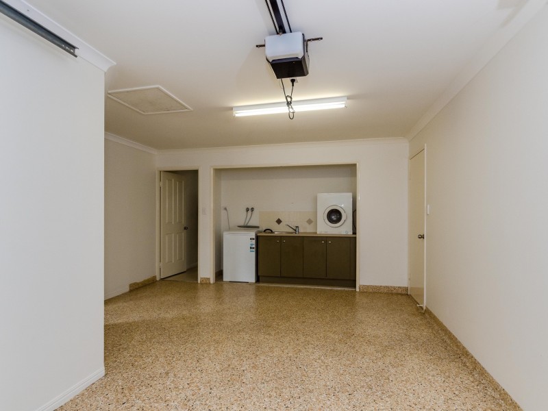 13 Dorinda Close, Clinton QLD 4680