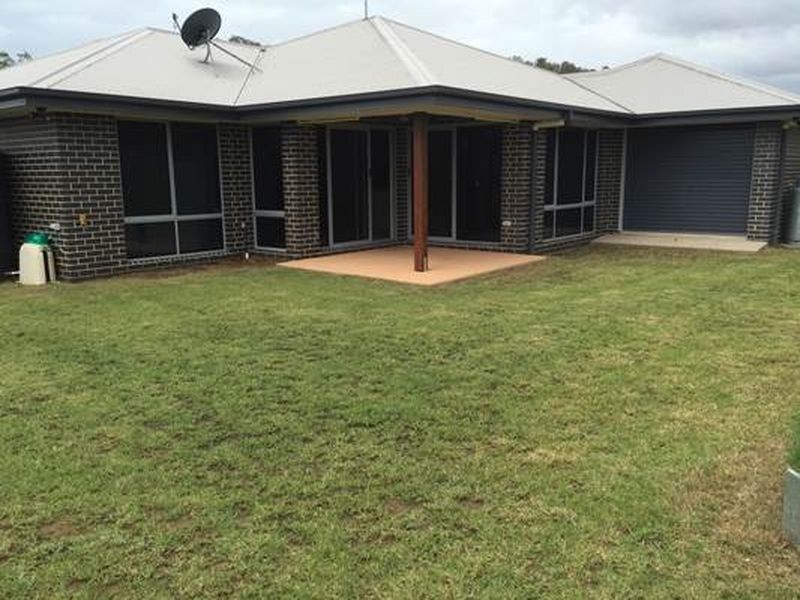 4 Bellbird Circuit, New Auckland QLD 4680