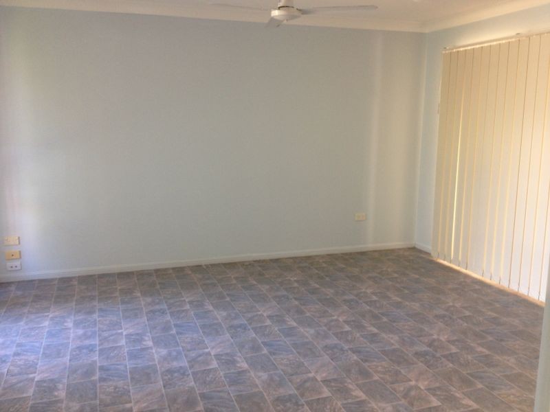 8 Mimosa Court, Kin Kora QLD 4680