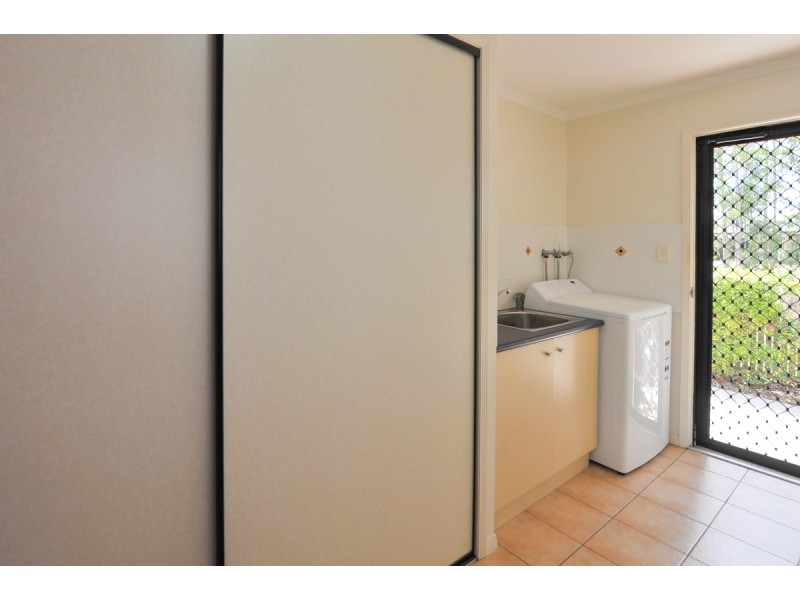 21 Katrina Boulevard, New Auckland QLD 4680