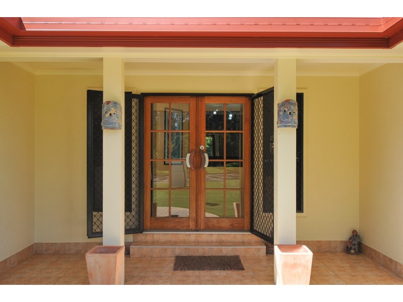 21 Katrina Boulevard, New Auckland QLD 4680