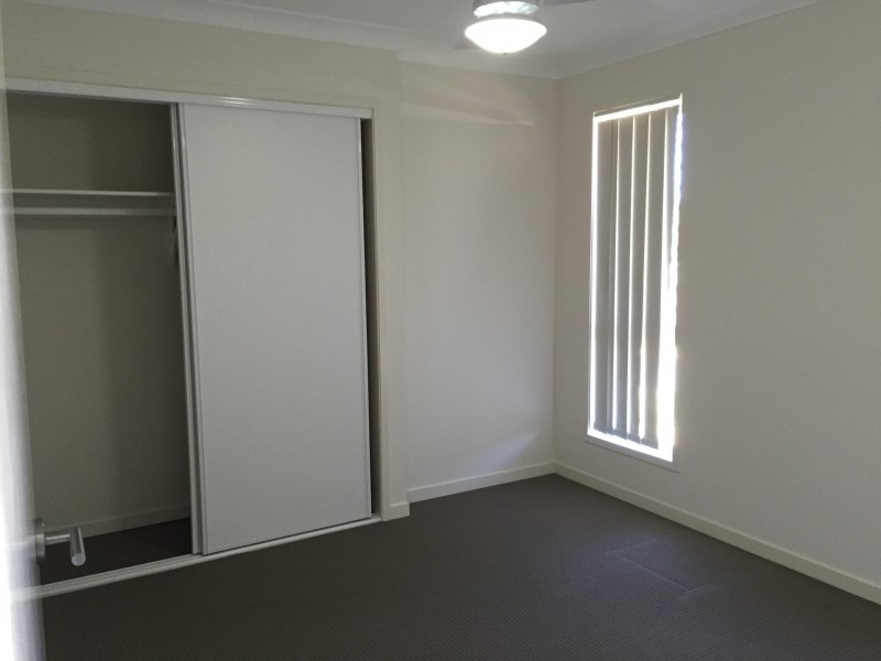25 CORNFORTH STREET, Kirkwood QLD 4680