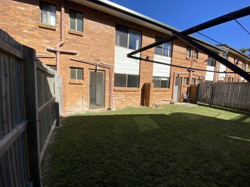 Unit 2/5 Mccann Street, South Gladstone QLD 4680