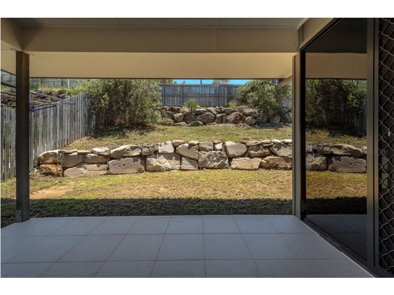 37 Stoneybrook Drive, Glen Eden QLD 4680