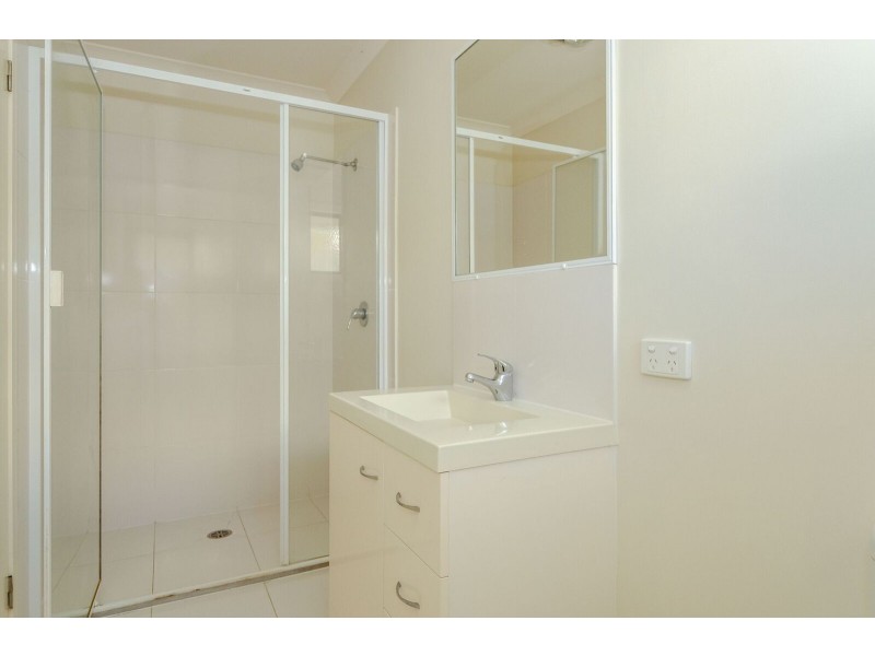 37 Stoneybrook Drive, Glen Eden QLD 4680