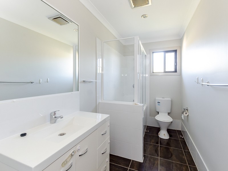 78 Victoria Avenue, Glen Eden QLD 4680