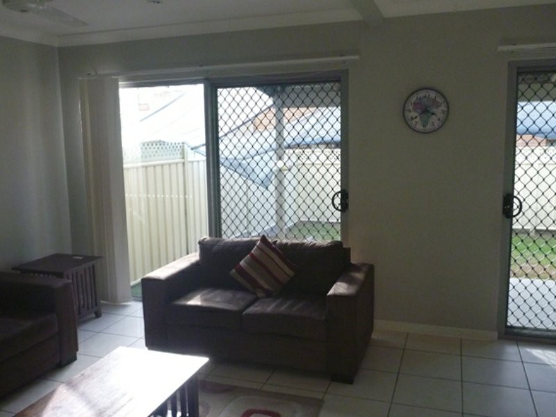 Unit 4/214-216 Oaka Street, South Gladstone QLD 4680