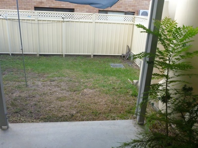 Unit 4/214-216 Oaka Street, South Gladstone QLD 4680