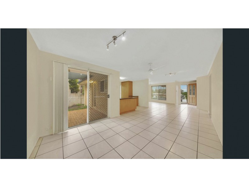 25 Agnes Street, South Gladstone QLD 4680