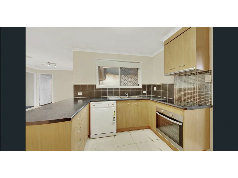 25 Agnes Street, South Gladstone QLD 4680