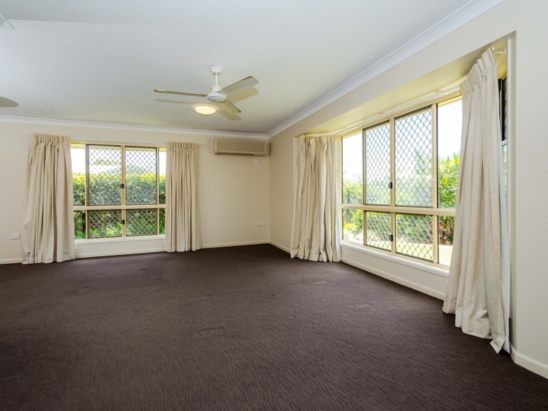 6 Ellington Street, New Auckland QLD 4680