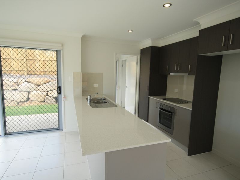 Unit 2/23 Fitzroy Avenue, Clinton QLD 4680