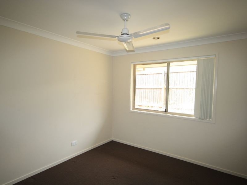 5 Kakadu Way, New Auckland QLD 4680