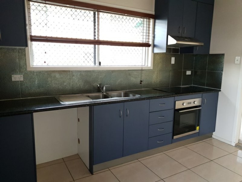 18 Busteed Street, West Gladstone QLD 4680