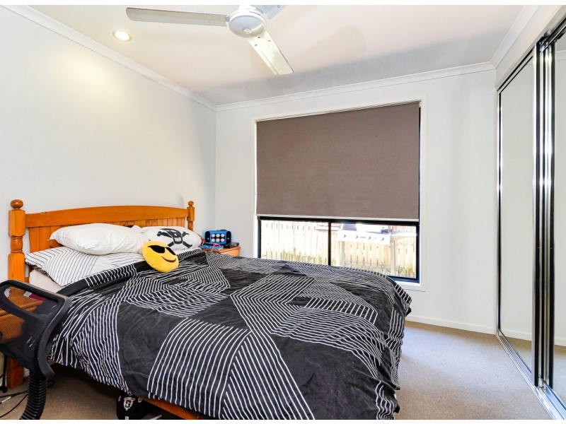 4 Gumnut Place, Kirkwood QLD 4680