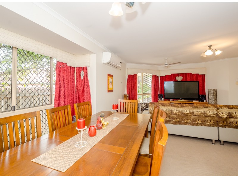 128 J Hickey Avenue, Clinton QLD 4680