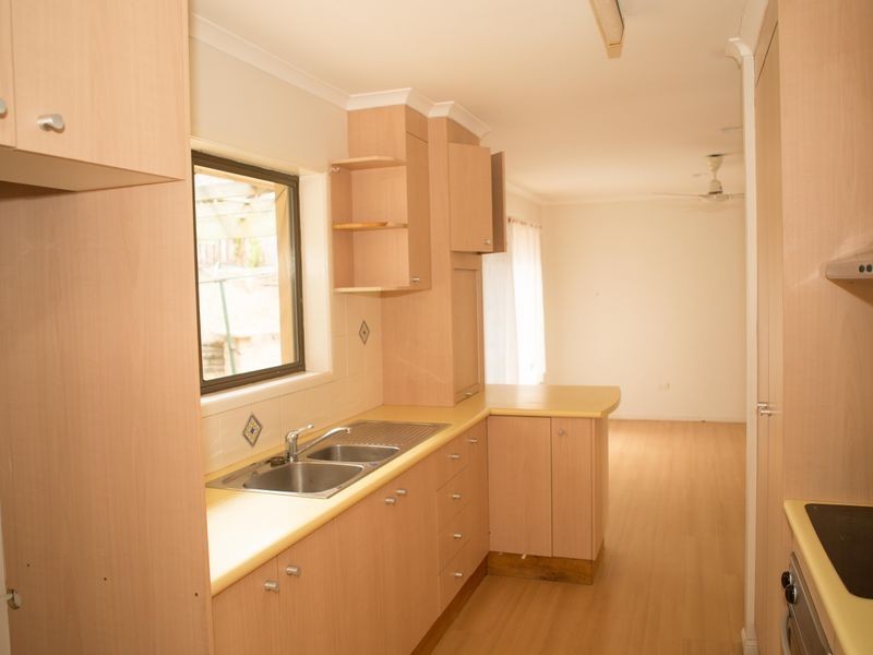 25 Gretel Drive, Clinton QLD 4680