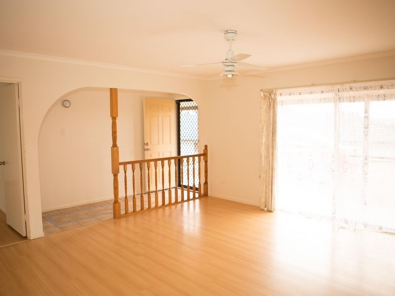 25 Gretel Drive, Clinton QLD 4680