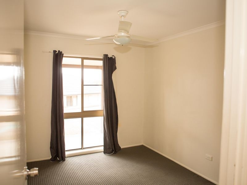 25 Gretel Drive, Clinton QLD 4680