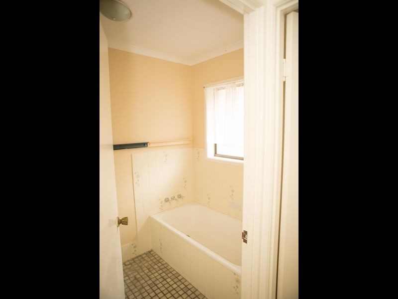 25 Gretel Drive, Clinton QLD 4680