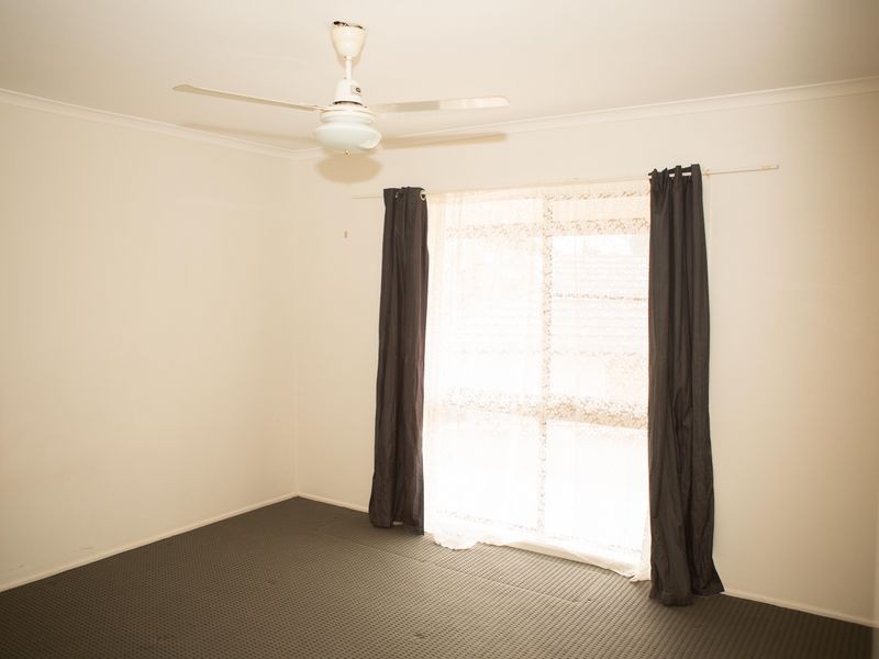 25 Gretel Drive, Clinton QLD 4680