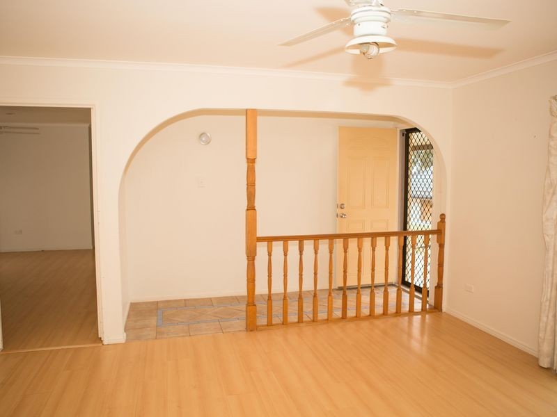 25 Gretel Drive, Clinton QLD 4680