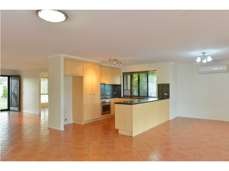 32 Clipper Terrace, South Gladstone QLD 4680