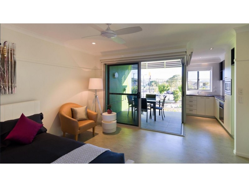 Unit 2/40 Glenlyon Street, Gladstone QLD 4680