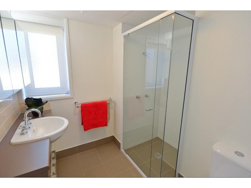 9/40 Glenlyon Street, Gladstone QLD 4680