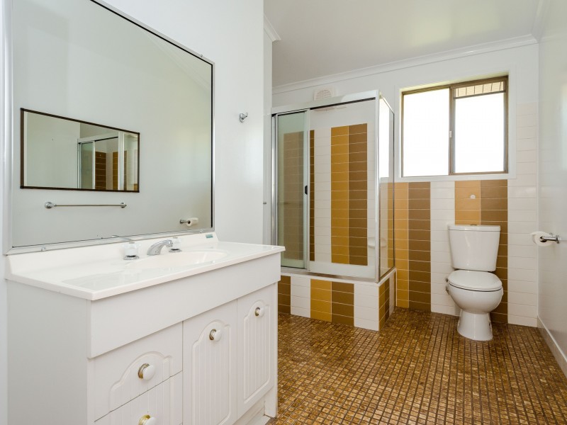 3 Illawong Court, Glen Eden QLD 4680