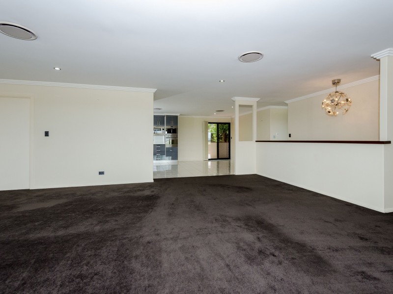 40 Paterson Street, West Gladstone QLD 4680