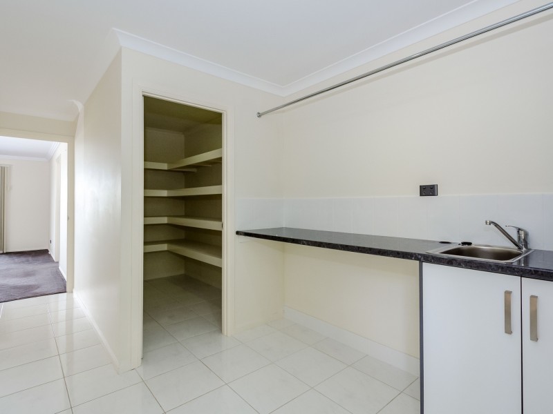 40 Paterson Street, West Gladstone QLD 4680