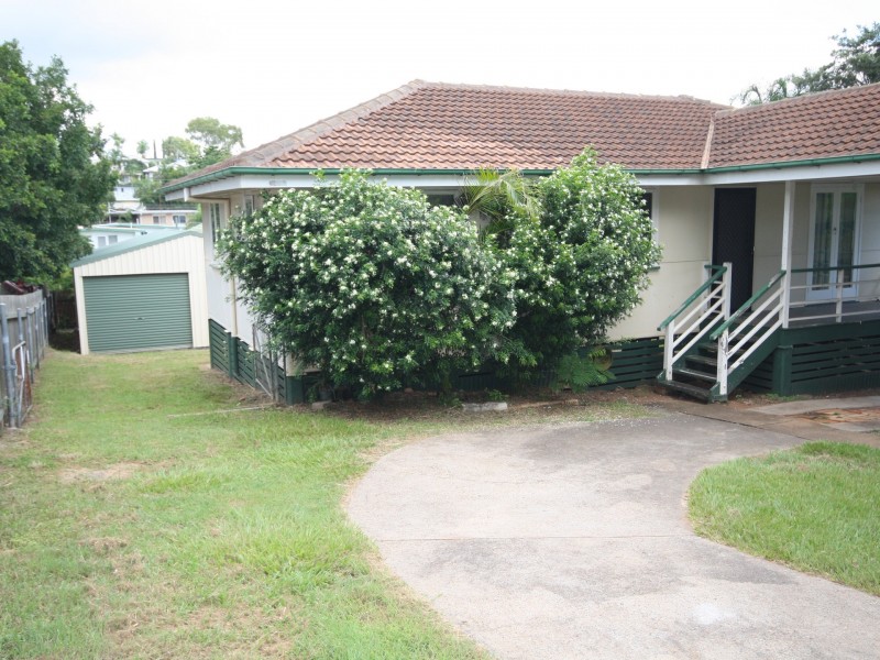 17 Quoin Street, West Gladstone QLD 4680