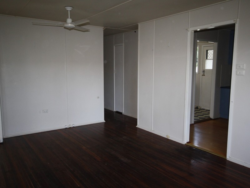 17 Quoin Street, West Gladstone QLD 4680