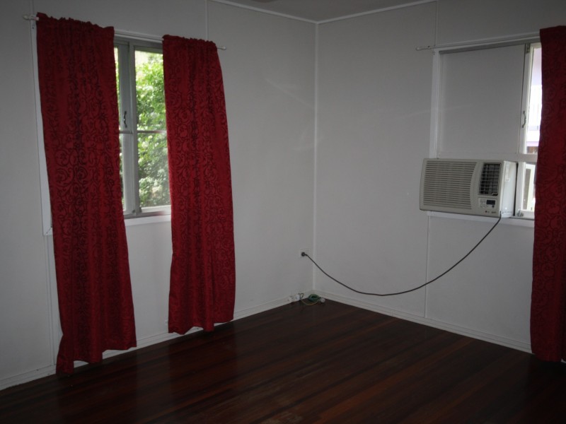 17 Quoin Street, West Gladstone QLD 4680