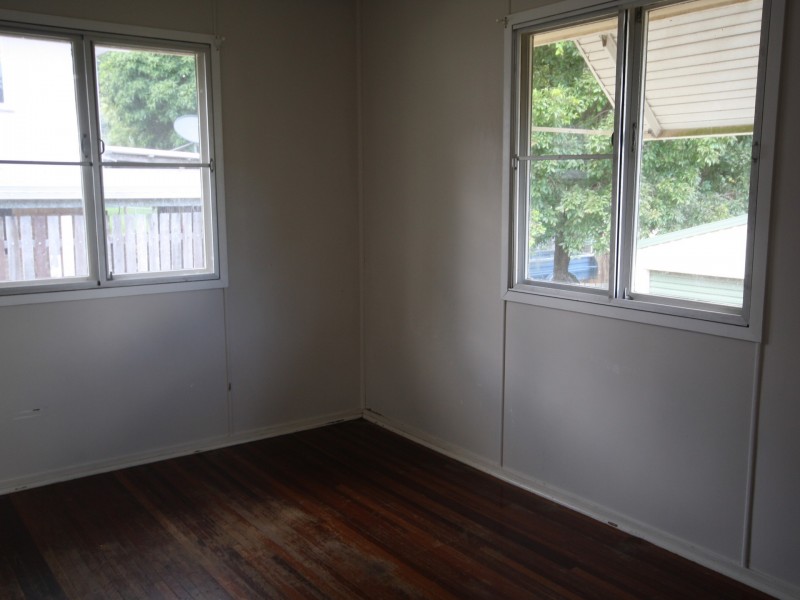 17 Quoin Street, West Gladstone QLD 4680