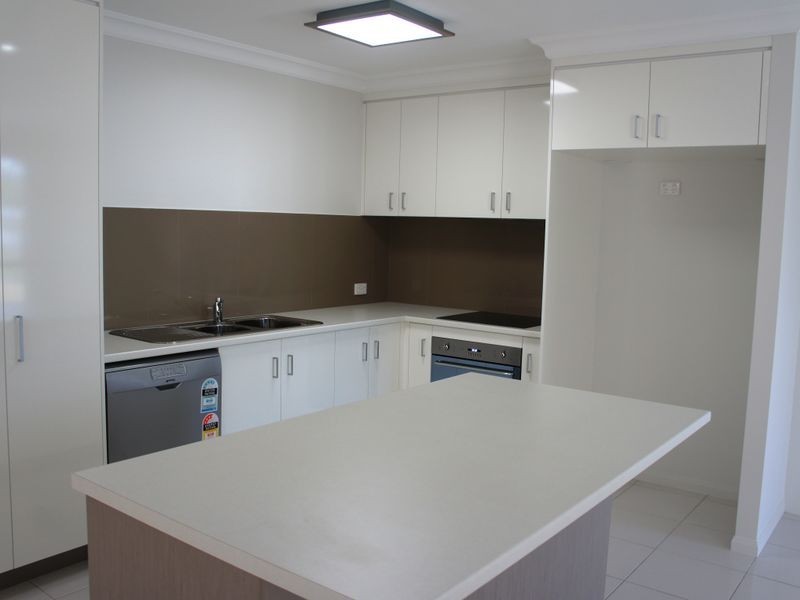 Unit 2/25 Beaver Avenue, South Gladstone QLD 4680