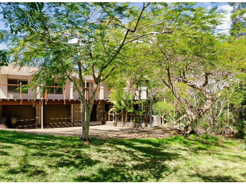 4 School Street, Tannum Sands QLD 4680