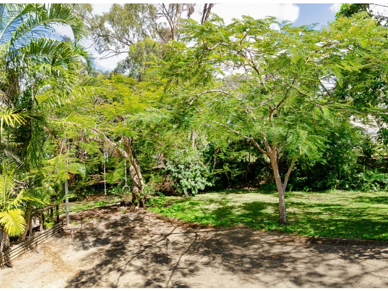 4 School Street, Tannum Sands QLD 4680