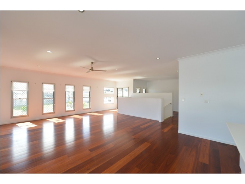 10 Franklin Court, New Auckland QLD 4680