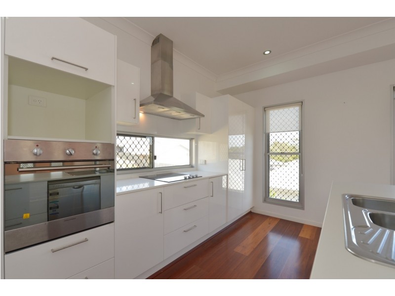 10 Franklin Court, New Auckland QLD 4680