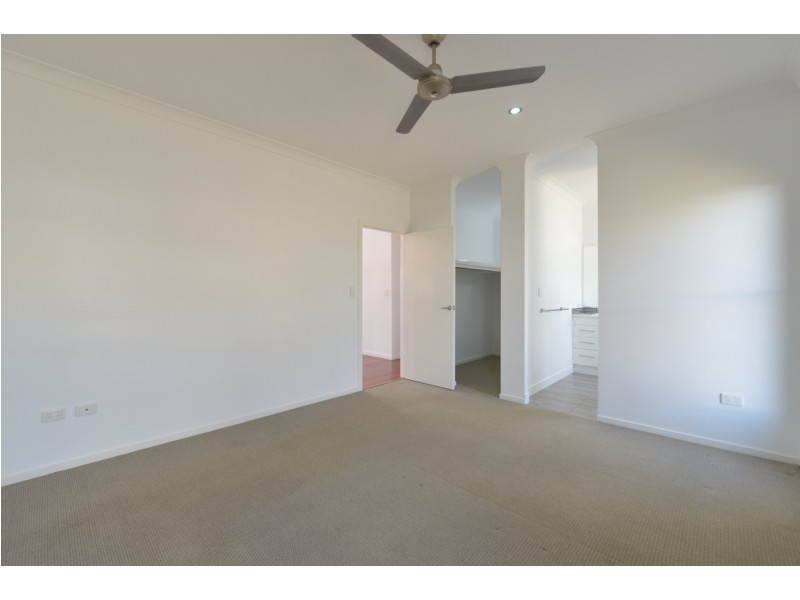10 Franklin Court, New Auckland QLD 4680