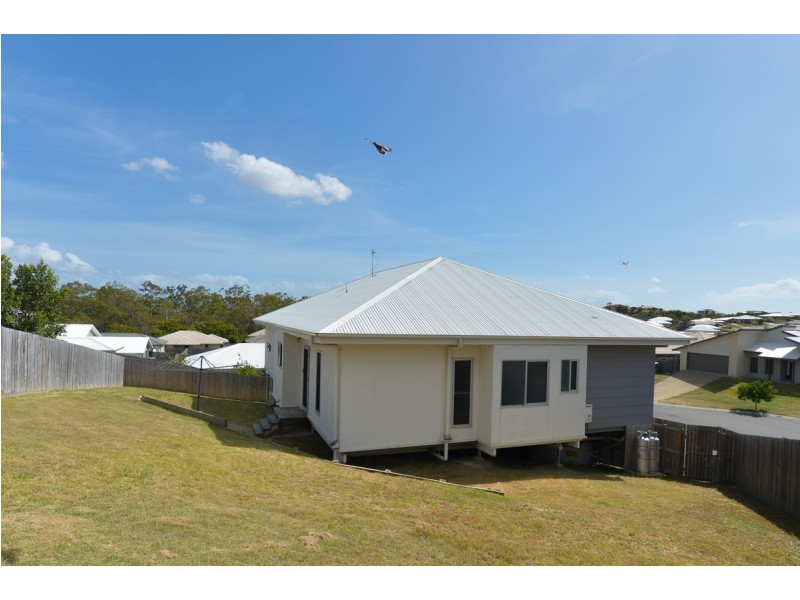 10 Franklin Court, New Auckland QLD 4680