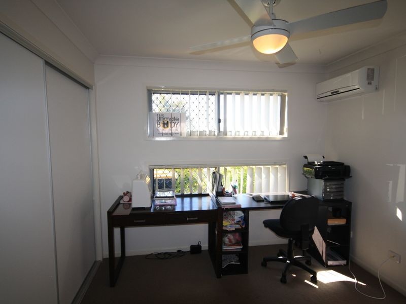 52 Broadwater Place, New Auckland QLD 4680