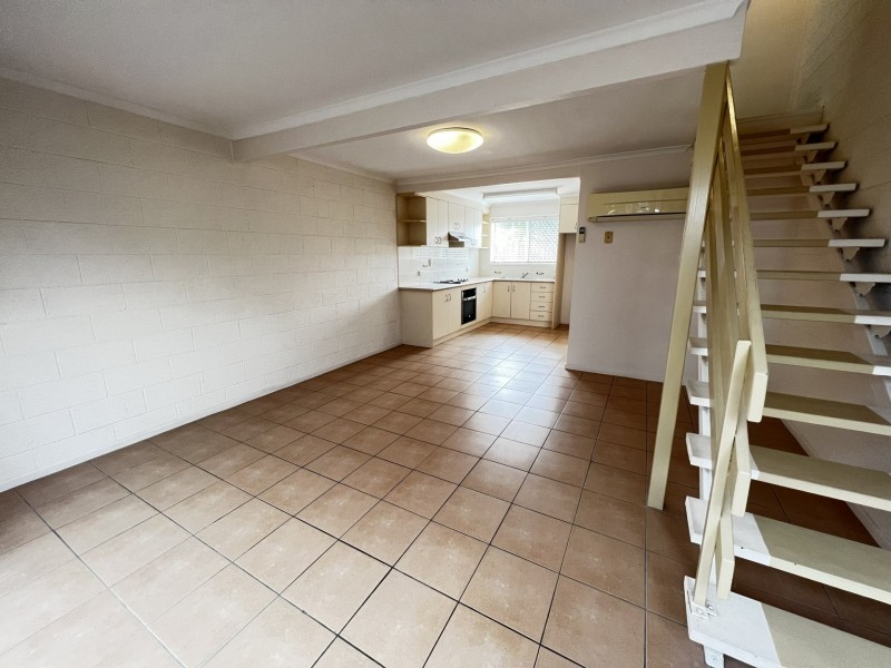 Unit 3/10 Chapman Drive, Clinton QLD 4680