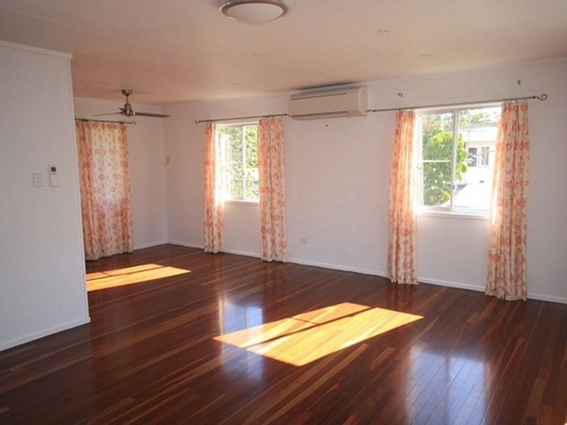 5 Sun Valley Rd, Sun Valley QLD 4680